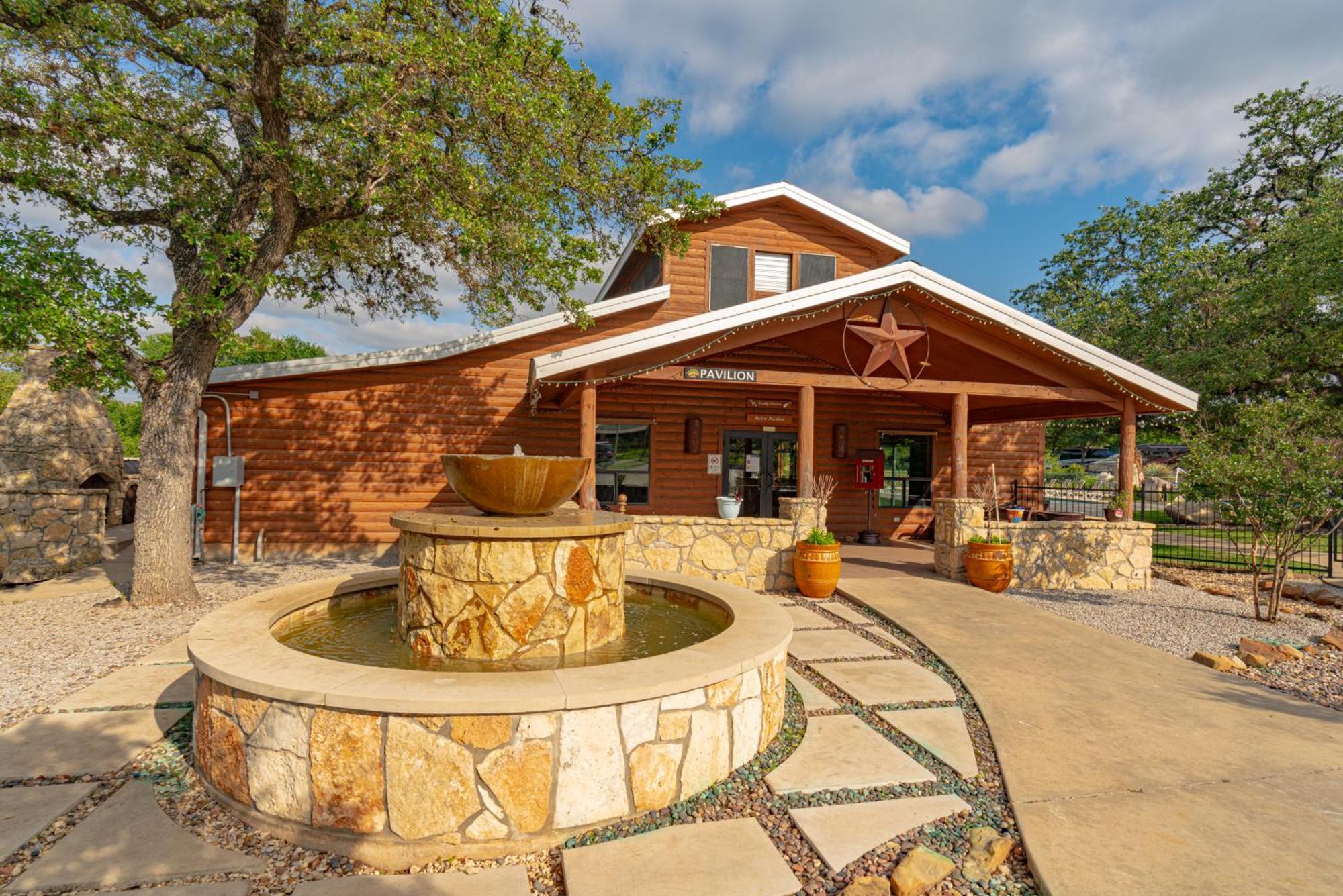 Sun Outdoors Lake Travis Hudson Bend Kültér fotó